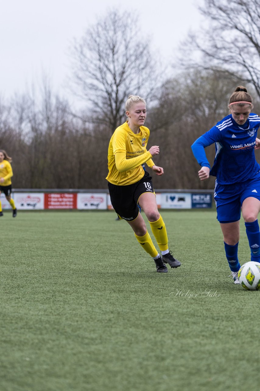 Bild 415 - F SSC Hagen Ahrensburg - SV Frisia Risum-Lindholm : Ergebnis: 1:2